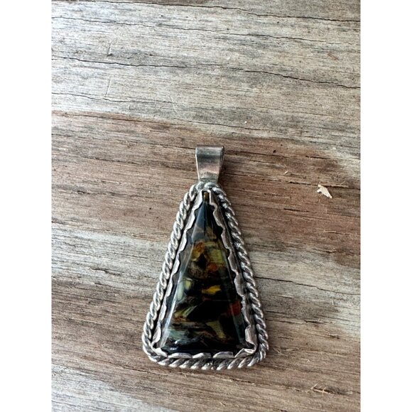 Sterling Silver Triangle Pendant With Multicolor Stone & Rope Detail 7.59g - Picture 8 of 8